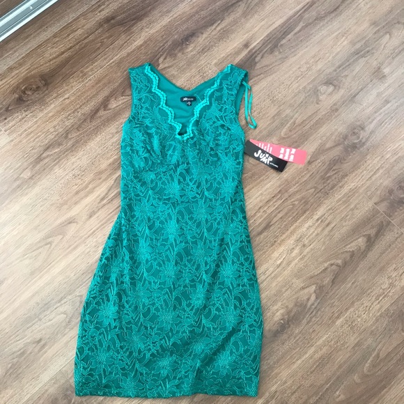 Jump Dresses & Skirts - Beautiful Green Dress 5/25 sale